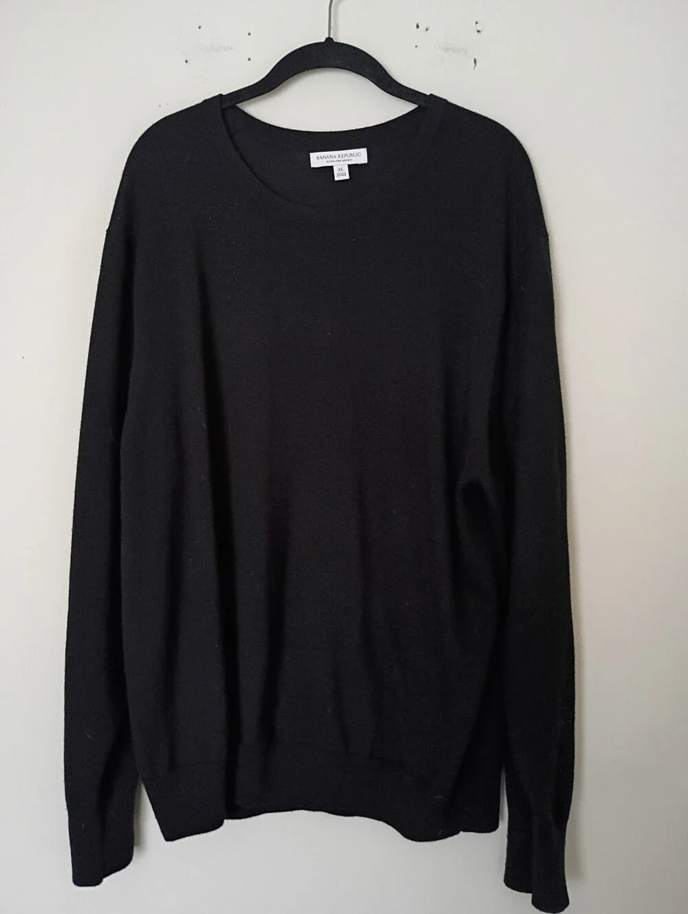 Banana Republic Fall 2025 Extra Fine 100% Merino Wool Crewneck Sweater in Black